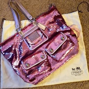 COPY - Coach poppy spotlight sequins handbag❤